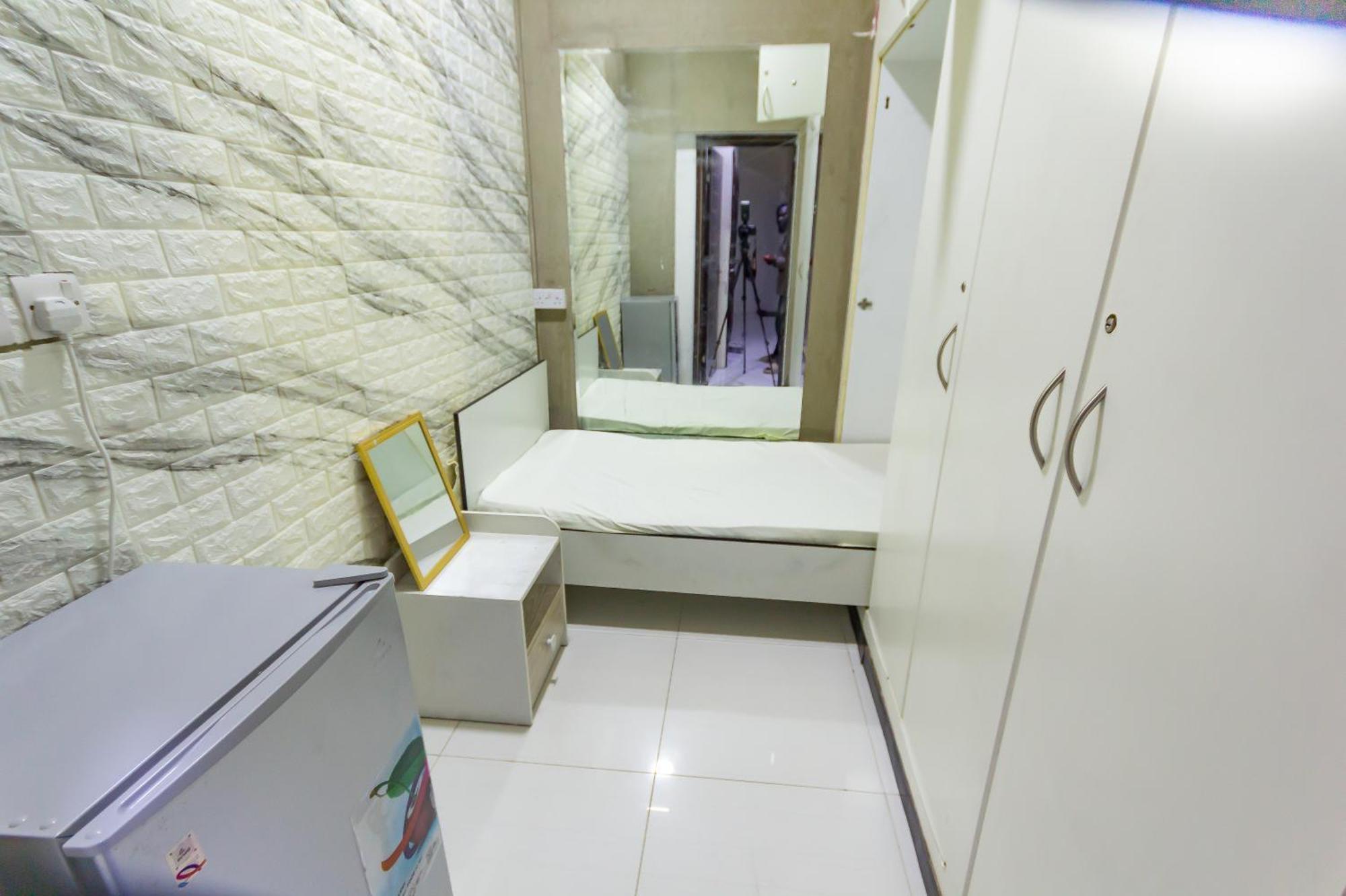 Small Budget Rooms For 'Girls' Only In Dubai, Marina Exterior foto